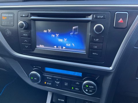 Toyota Auris 1.6 V-Matic Icon Touring Sports Multidrive S 5dr 19