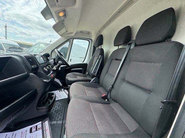 Peugeot Boxer LWB L3H2 Medium Roof Professional Premium Plus 335 13