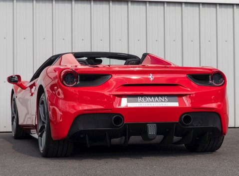 Ferrari 488 Spider 3