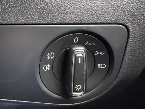 Volkswagen Tiguan 2.0 TDI SE Navigation DSG 4Motion Euro 6 (s/s) 5dr 42