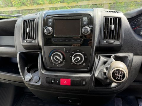 Peugeot Boxer 2.0 BlueHDi 335 Built for Business Low Floor Luton 4dr Diesel Manual L3 Eur 12