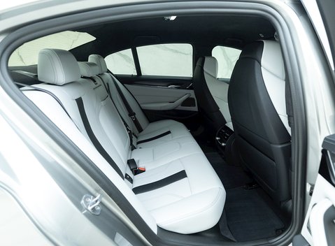 BMW M5 Competition 13