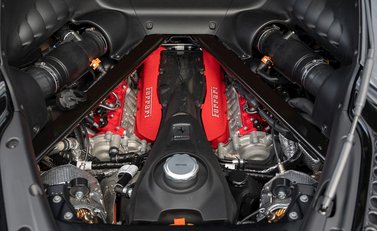 Ferrari SF90 Stradale 35