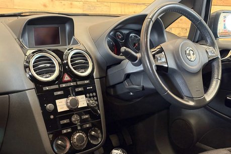 Vauxhall Corsa 1.2 16V Excite Hatchback 5dr Petrol Manual Euro 5 (A/C) (85 ps) 8