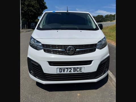 Vauxhall Vivaro 1.5 Vivaro F2700 Sportive S/S 2