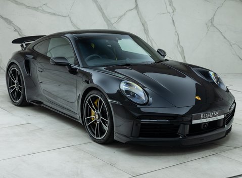 Porsche 911 Turbo S (992) 11