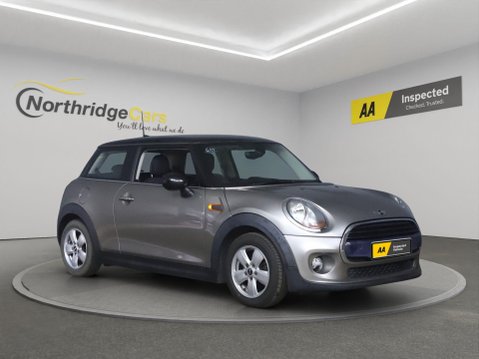 Mini Hatch 1.5 Cooper Auto Euro 6 (s/s) 3dr 1