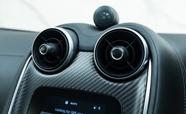 McLaren 570 GT MSO Black Collection 25