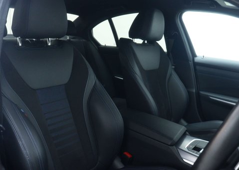 BMW 3 Series 2.0 320i M Sport Saloon 4dr Petrol Auto Euro 6 (s/s) (184 ps) 45