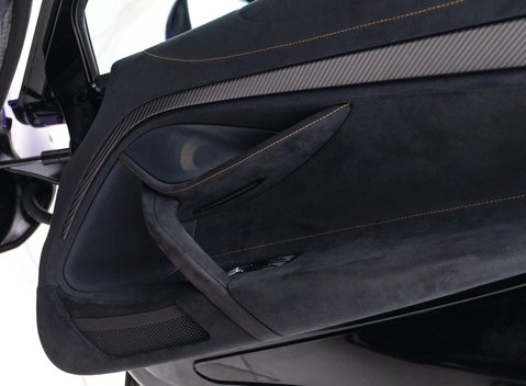 McLaren 765LT V8 SSG 16