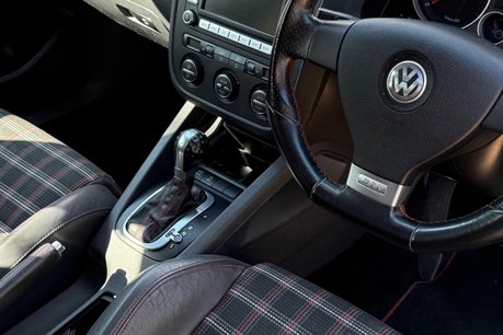 Volkswagen Golf GTI EDITION 30 T 22