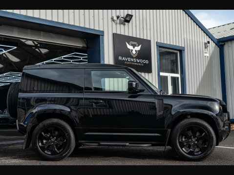 Land Rover Defender 3.0 Defender Hard Top X-Dynamic HSE DMHEV A 4WD 3dr 3