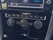 Volkswagen Golf 2.0 Golf R DSG 4WD 5dr 31