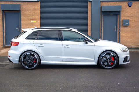 Audi RS3 2.5 RS 3 Sportback TFSI Quattro Semi-Auto 4WD 5dr 9