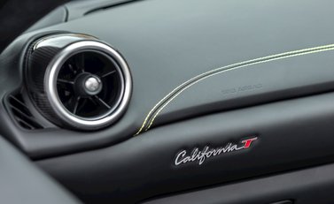 Ferrari California T 22