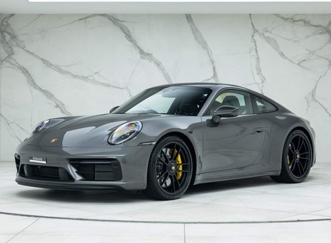 Porsche 911 Carrera GTS (992) 1