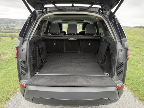 Land Rover Discovery TD6 HSE LUXURY 17