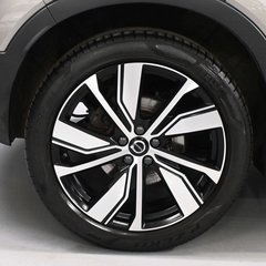 Volvo XC40 1.5 XC40 R-Design Pro T5 Recharge Auto 5dr 1