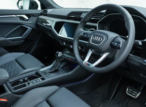 Audi RS Q3 TFSI Quattro Vorsprung 10