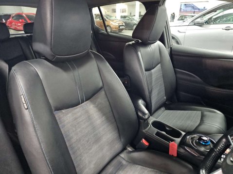 Nissan LEAF N-Connecta 5dr 15