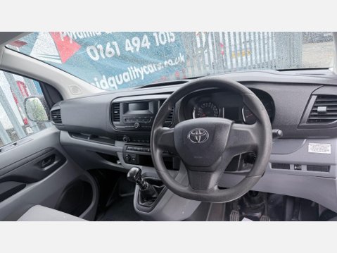 Toyota Proace 2.0D Long Panel Van LWB Euro 6 (s/s) 6dr 15