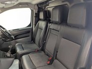 Vauxhall Vivaro 1.5 Vivaro 2900 Sportive S/S 36