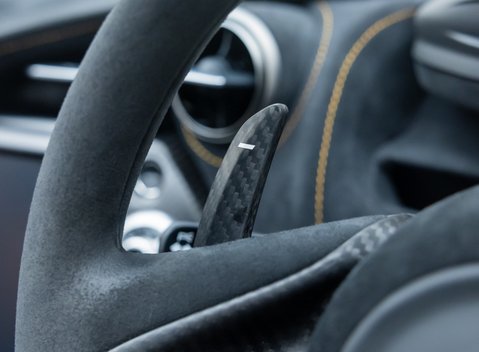 McLaren 765LT Spider 18