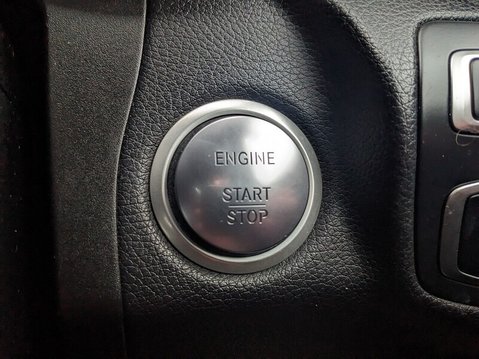 Mercedes-Benz GLC GLC 250 4MATIC AMG LINE PREMIUM 34