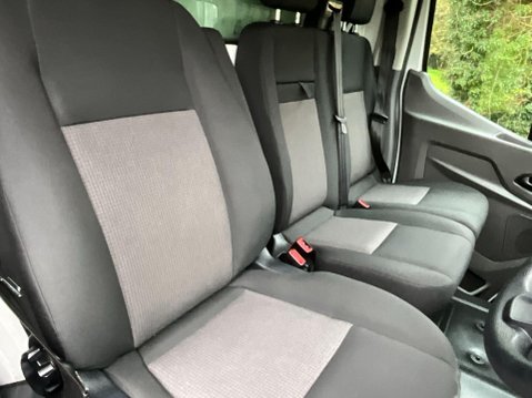 Ford Transit 2.0 350 EcoBlue Leader FWD L4 Euro 6 (s/s) 2dr 6