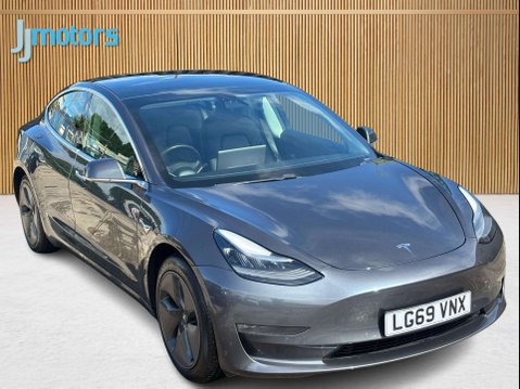 Tesla Model 3 (Dual Motor) Performance Auto 4WDE 4dr (Performance Upgrade) 5