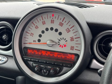 Mini Convertible 1.6 One Euro 5 2dr 9