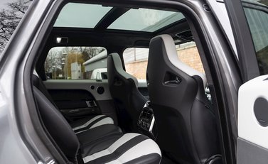 Land Rover Range Rover Sport 5.0 SVR 13