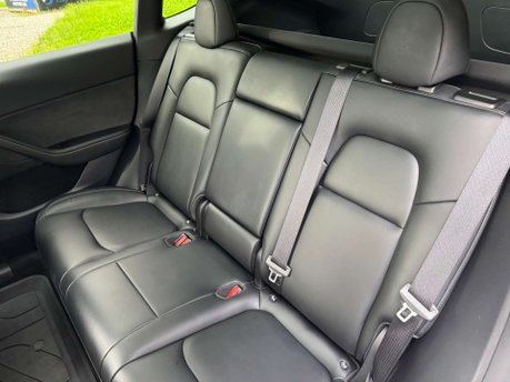 Tesla Model Y ModeL Y Long Range AWD 4WD 5dr 45