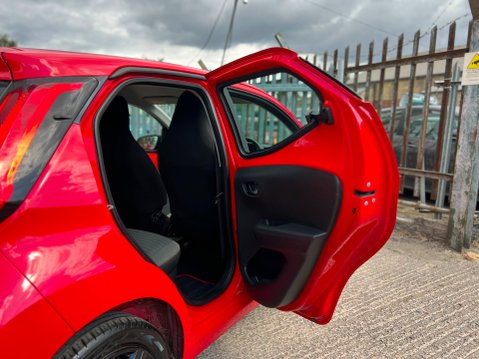 Toyota Aygo VVT-I X-PLAY 46