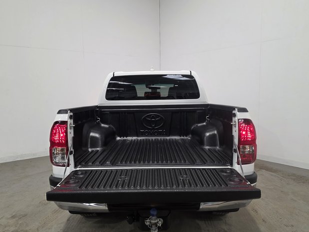 Toyota Hilux Toyota Hilux Diesel Icon D/Cab Pick Up 2.4 D-4D Auto 8