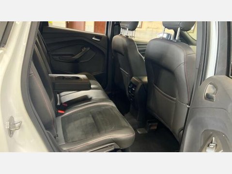 Ford Kuga 1.5T EcoBoost ST-Line Euro 6 (s/s) 5dr 9