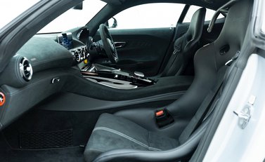 Mercedes-Benz Amg GT GT Black Series 11