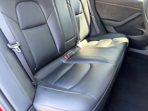 Tesla Model 3 Saloon 4dr Electric Auto RWD (241 bhp) 23