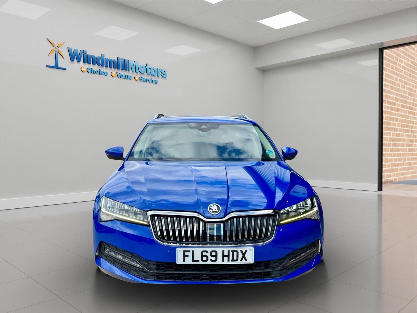 2019 Skoda Superb — image 4
