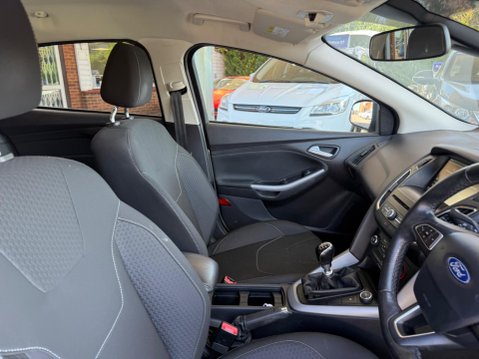 Ford Focus 1.5 TDCi Zetec Euro 6 (s/s) 5dr 12