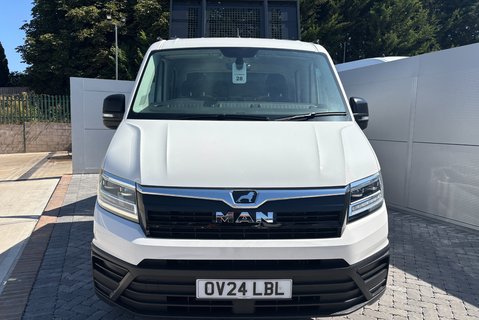 MAN TGE 3.180 DSG 4Motion Crew Cab Tipper - Air Con / LED Headlights 10