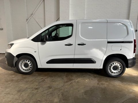 Peugeot Partner BLUEHDI PROFESSIONAL PREMIUM PLUS L1 11