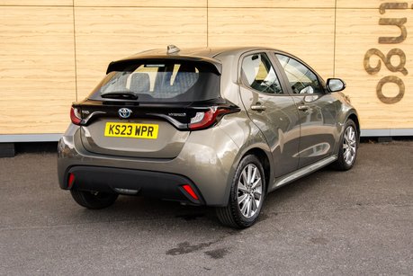 Toyota Yaris ICON FHEV