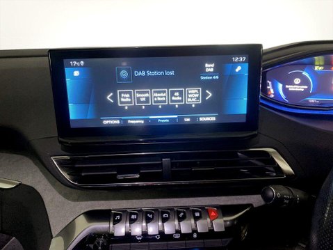 Peugeot 3008 1.2 PureTech GT SUV 5dr Petrol EAT Euro 6 (s/s) (130 ps) Air Con - Alloy Wh 17