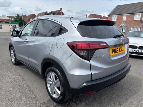 Honda HR-V I-VTEC EX 4