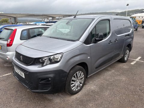 Peugeot Partner BLUEHDI PROFESSIONAL PREMIUM L2 1