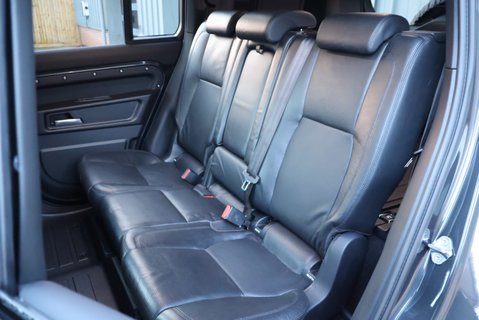 Land Rover Defender 110 2026  MODEL D350 HARD TOP X-DYNAMIC HSE SEEKER STYLED  REAR GENUINE SEATS 23