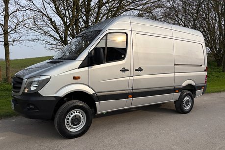 Mercedes-Benz Sprinter 319 V6 Cdi 4x4 5g-Tronic Mwb Hr Panel Van - Air Con - Direct from MOD