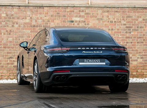 Porsche Panamera Turbo S E-Hybrid Executive 3