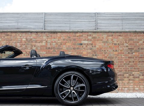 Bentley Continental GT Convertible 36